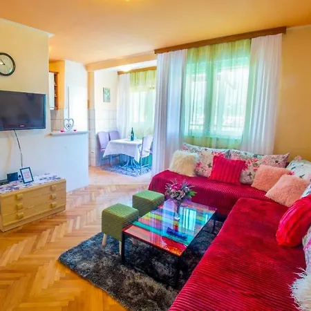 Rainbow Star Apartman Mostar