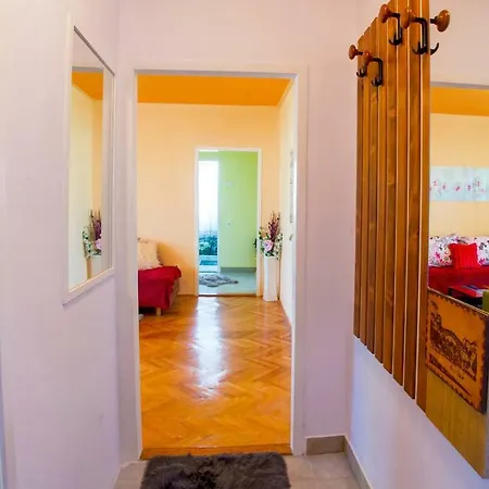 Apartman Rainbow Star *