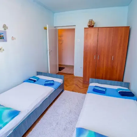 Apartman Rainbow Star *